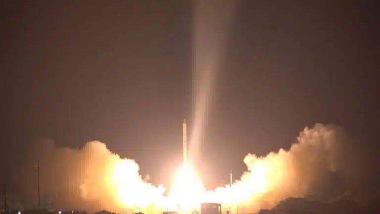 إطلاق القمر الصناعي أوفيك 16 من قاعدة بالماحيم، 6 تموز 2020. الصورة: الناطق الرسمي باسم وزارة الدفاع.