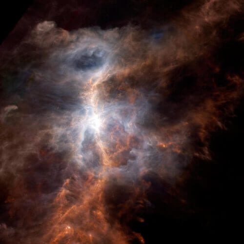 האזור המאובק של קבוצת הכוכבים אוריון (אזור המכונה 'החרב של אוריון') מואר בתמונה מדהימה זו שנלקחה ממעבדת החלל הרשל של סוכנות החלל האירופאית. ערפילית קדמונית זו היא האזור הגדול והקרוב ביותר אלינו שבו נוצר כוכב, והיא ממוקמת כ-1500 שנות אור מאיתנו [באדיבות: ESA/NASA/JPL-Caltech]