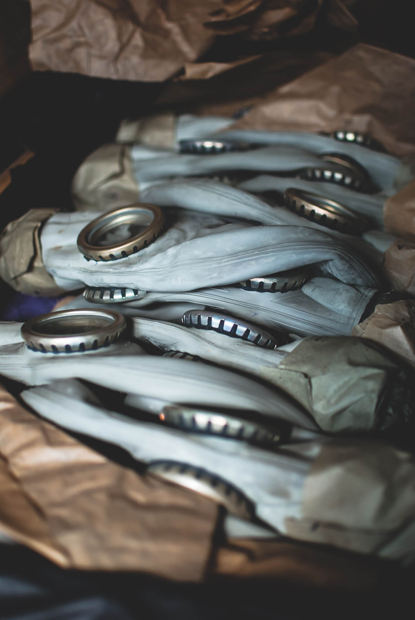 Gas masks are ready for distribution. Photo: depositphotos.com