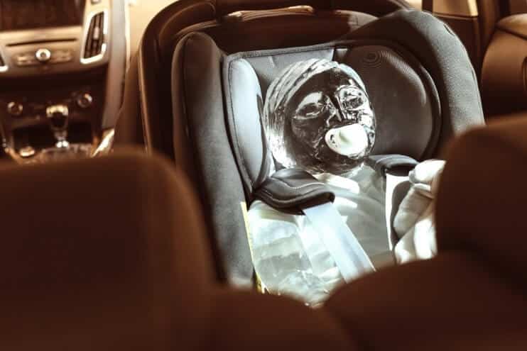 An experiment that simulates forgetting children in the car. Photo PR, Ford