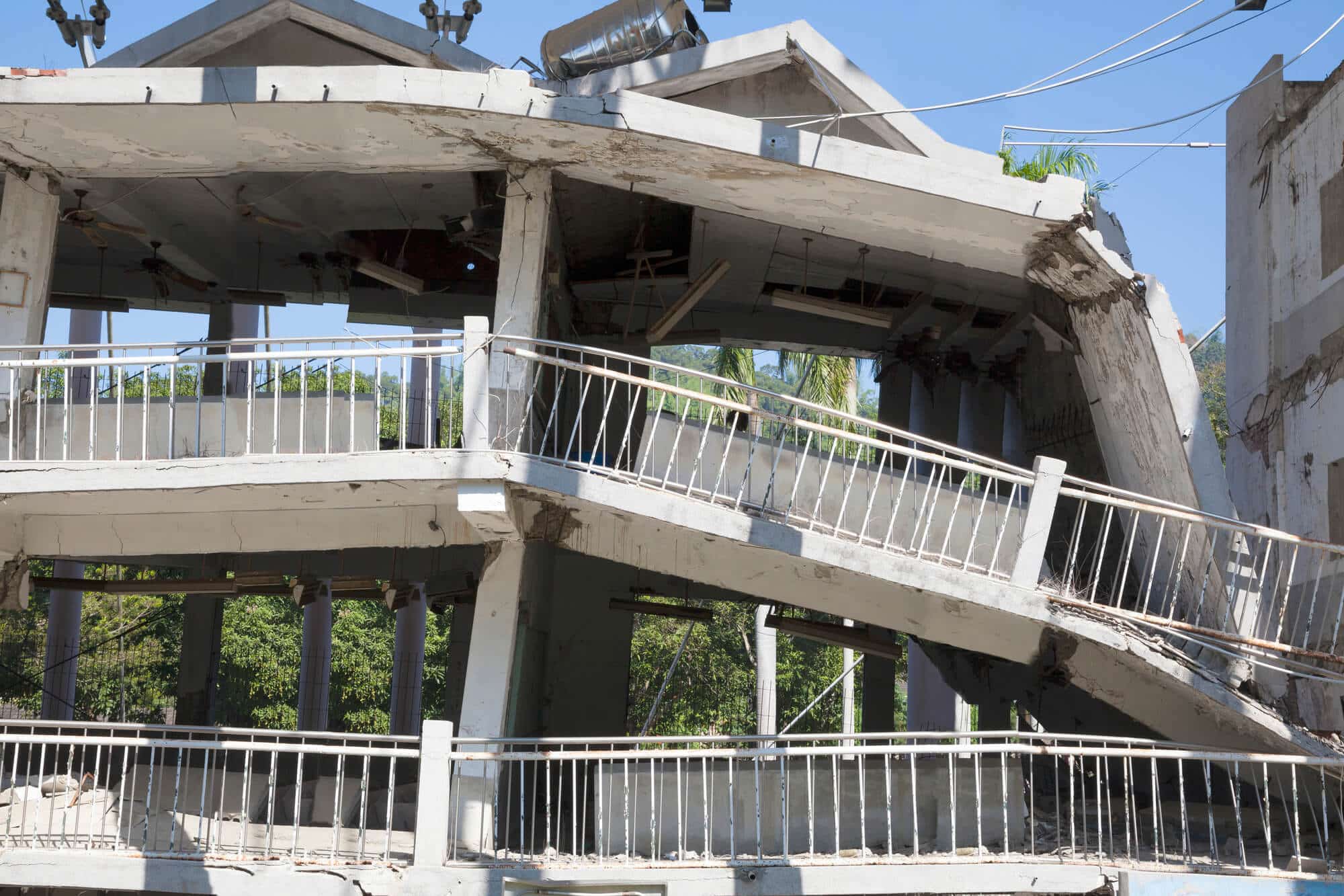 A building destroyed by an earthquake. Illustration: depositphotos.com