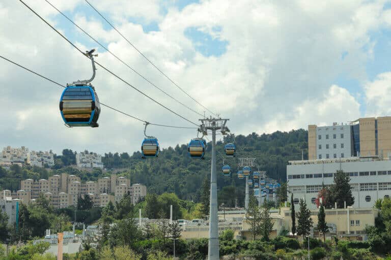 The cable car from the center of the Gulf to the University of Haifa. Illustration: depositphotos.com