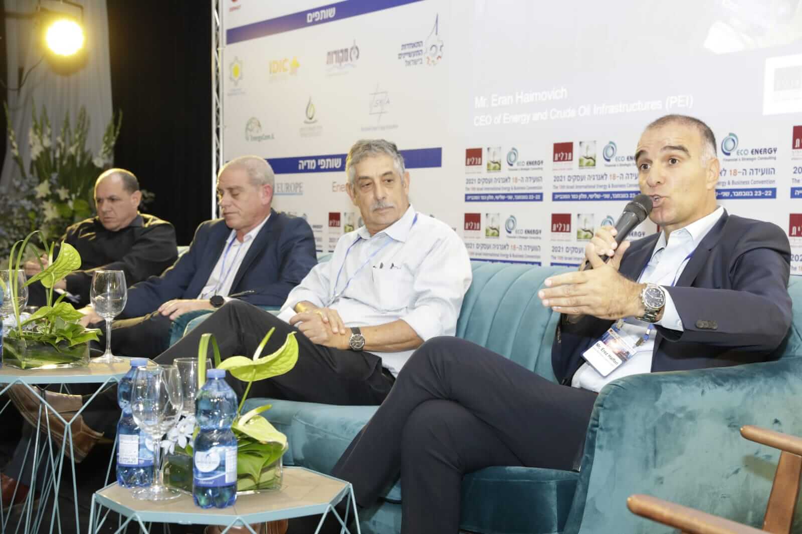 The head of the KSA, on the right, answers questions about the impact of the polluting company - photo by Yael Tzur