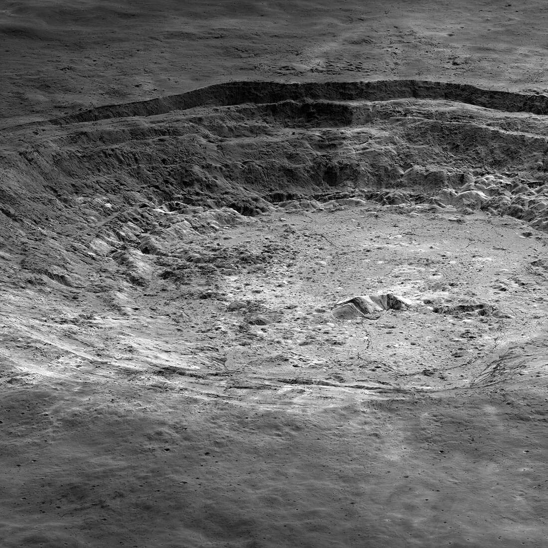 מכתש אריסטרכוס על הירח. קרדיט: NASA/GSFC/Arizona State University