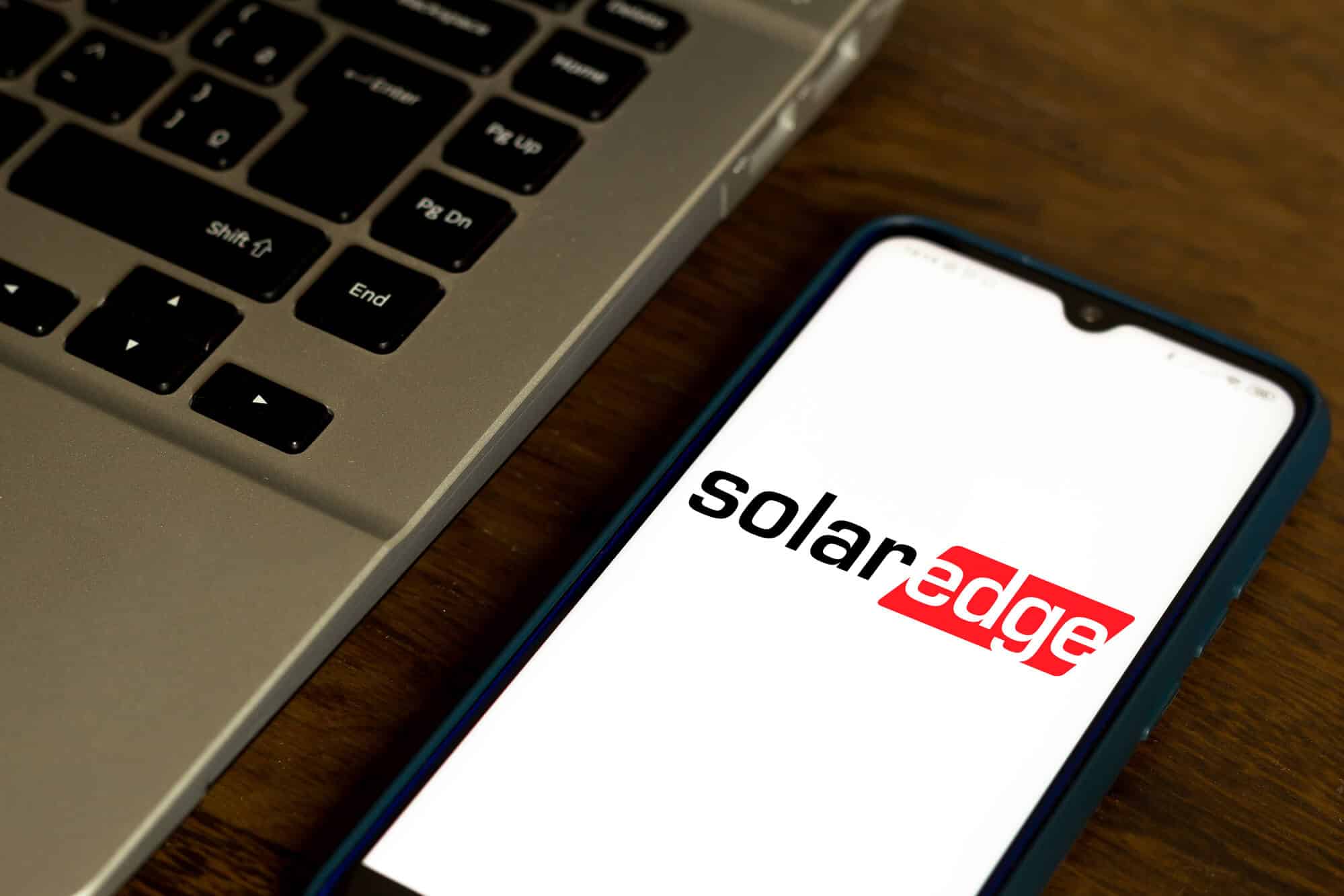 Solaredge Illustration: depositphotos.com