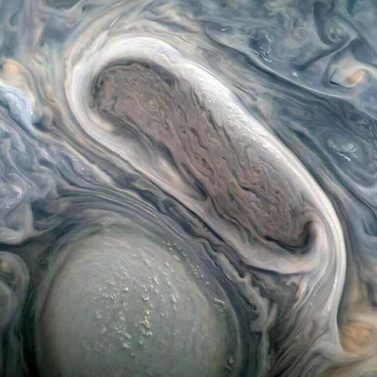 This JunoCam image shows two of Jupiter's largest circumstellar storms, taken on Juno's 38th transit of Jupiter's periapsis on November 29, 2021. Credit: NASA/JPL-Caltech/SwRI/MSSS Image processing: Kevin M. Gill CC BY
