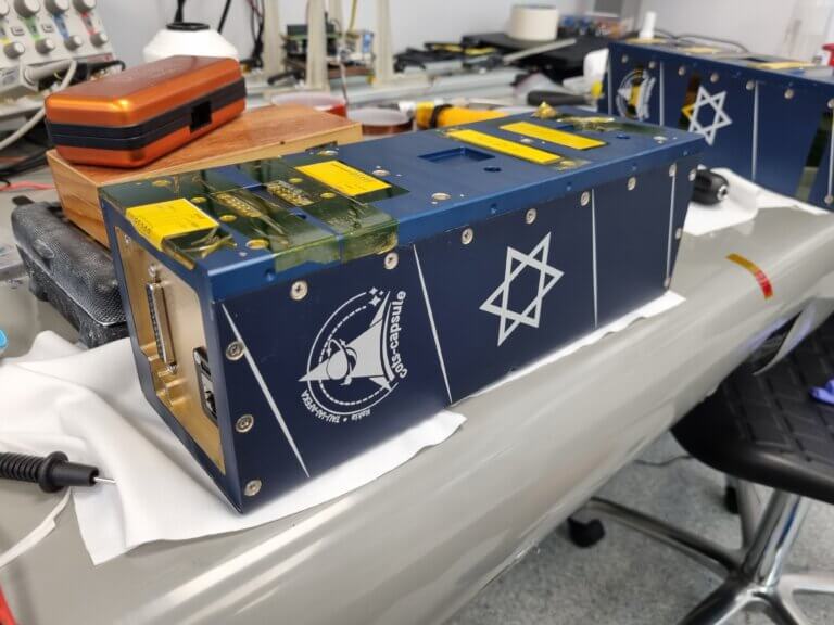 ננו לוויין TauSat 3 ובתוכו ניסוי הכספת של אוניברסיטת תל אביב. צילום יחצ