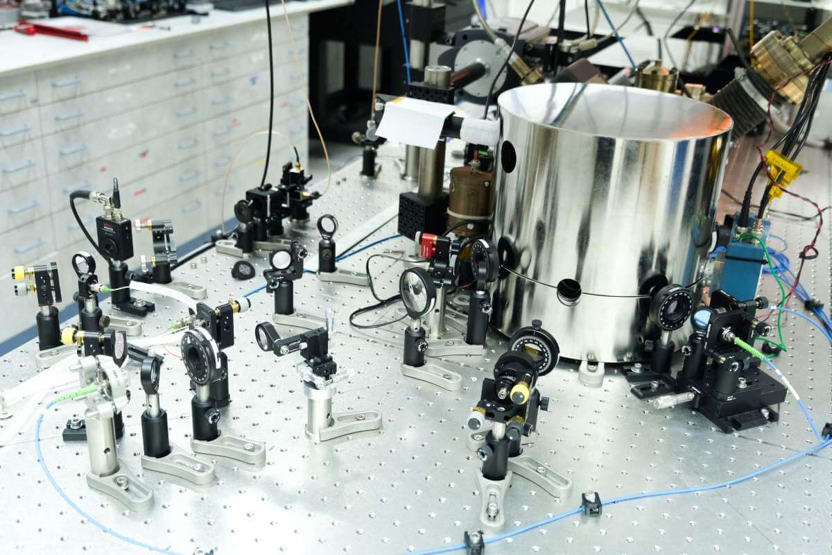 This is what a quantum computer looks like: the ion trap was buried in a vacuum chamber and placed in a large metal container that protects the ions from magnetic noise. Photo: Freddie Pizzanti