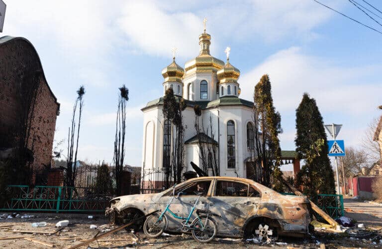 Irpin, a suburb of Kyiv, the capital of Ukraine, on March 9, 2022 after being shelled by Russian military forces. Illustration: depositphotos.com2