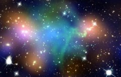 צביר הגלקסיות Abell 520, עם חלקים החשודים כחומר אפל מודגשים בכחול. נאס"א