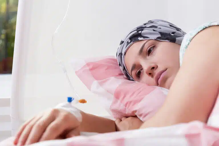 A cancer patient receives chemotherapy treatment. Image: depositphotos.com