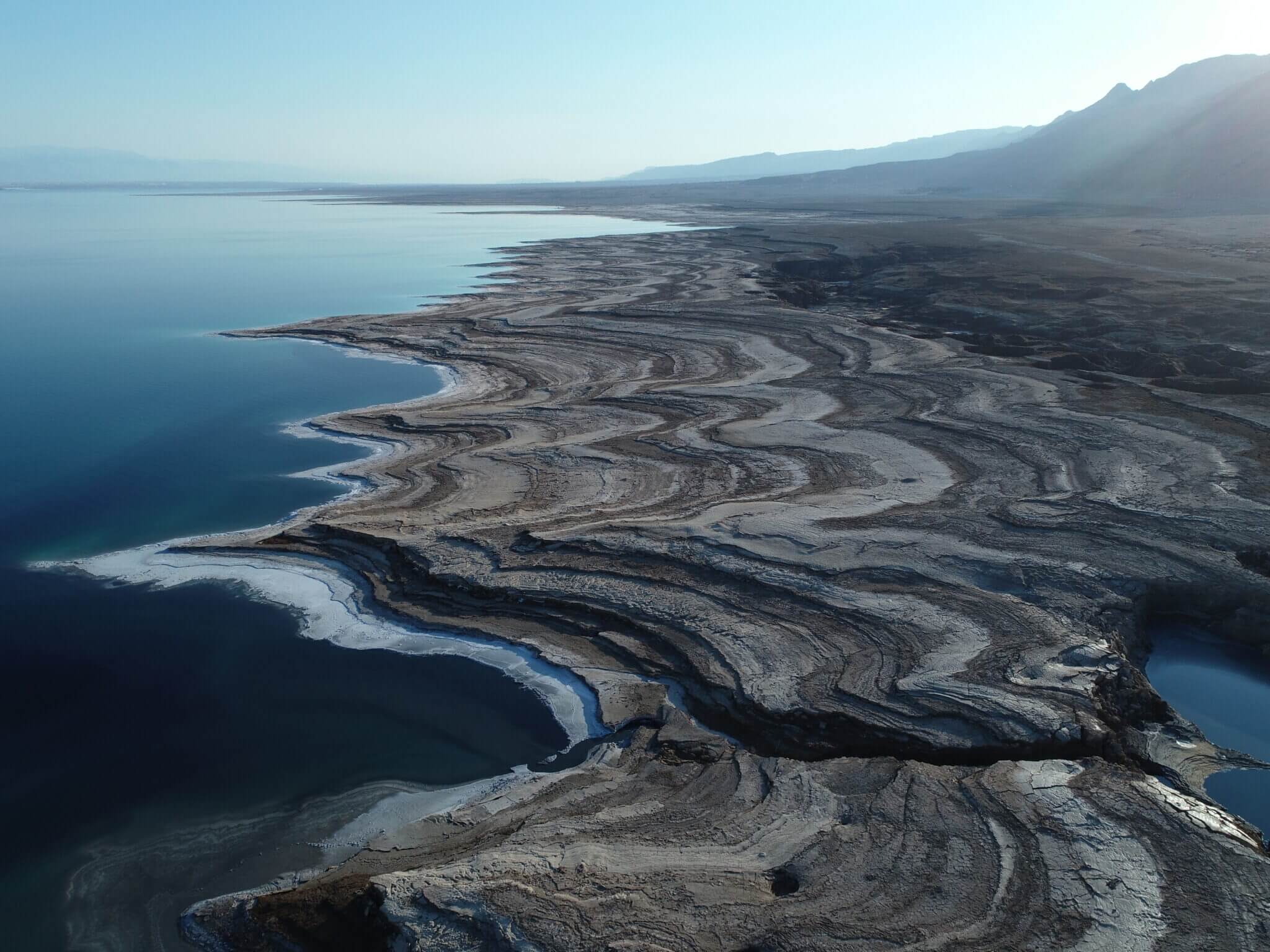 The coastlines, in front of Ein Gedi. Drone photos: Liran Ben Moshe, Geological Institute