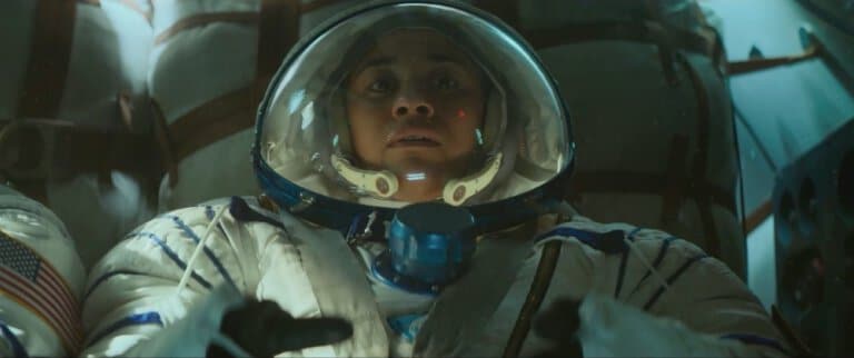 The actress Ariana de Bos in the movie ISS (from the promo released by the Bleecker Street company)