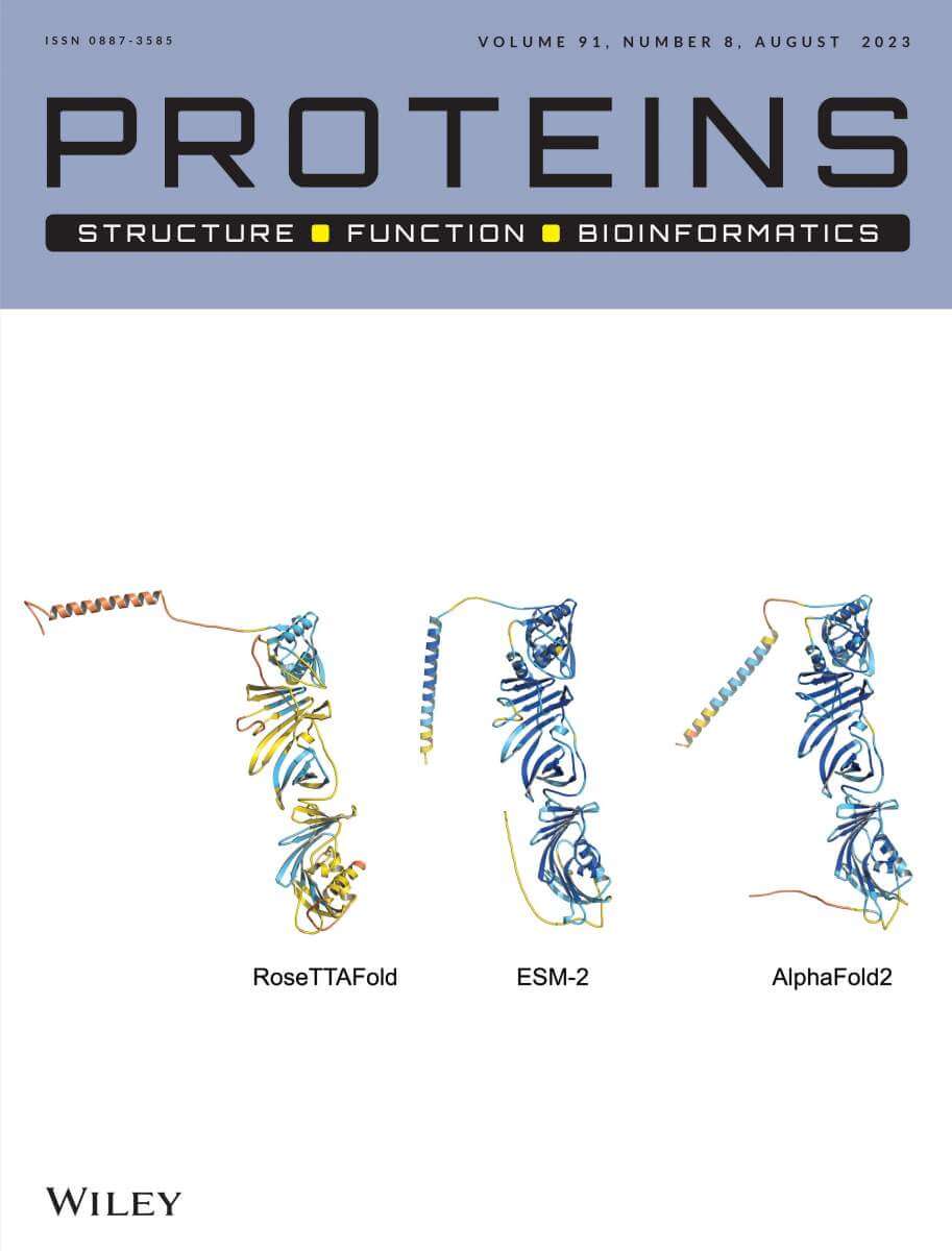 שער כתב-העת המדעי מציג את המבנה התלת-ממדי של חלבון חדש, כפי שנחזה על-ידי שלושה אלגוריתמים שונים של בינה מלאכותית
