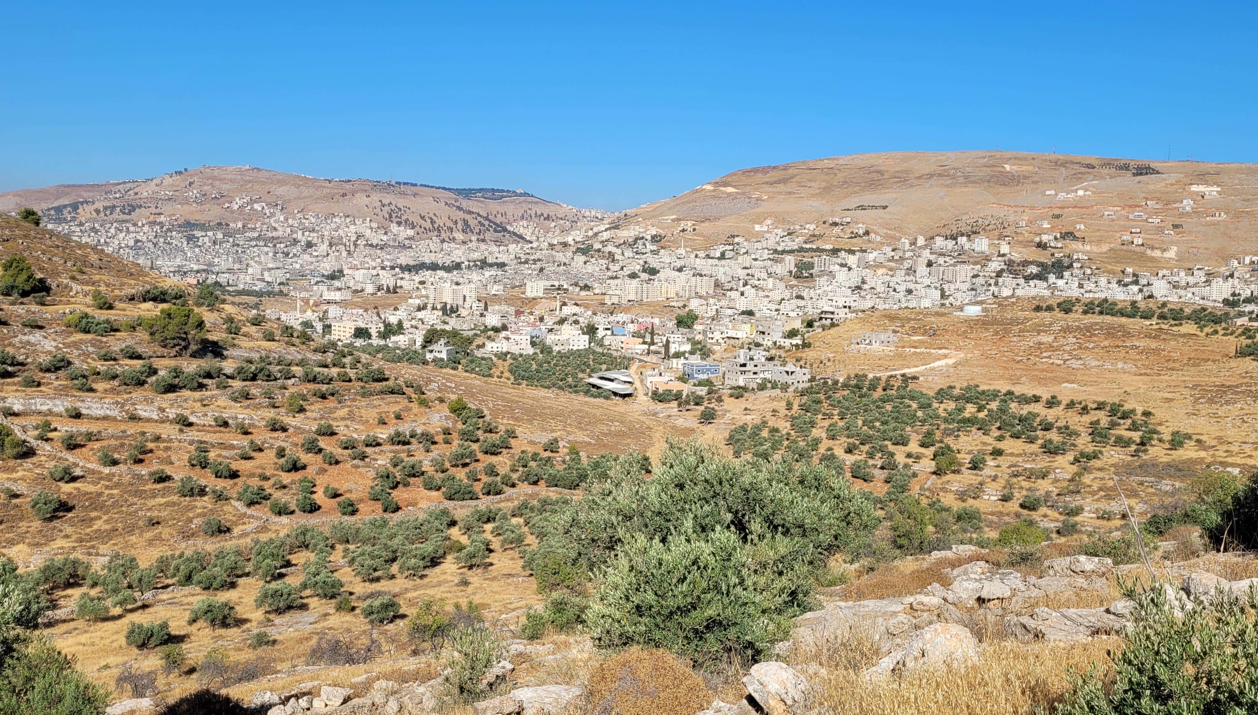 הר גריזים והר עיבל. צילום: ד"ר שי בר
