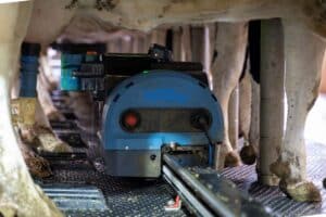 ماكينة الحلب الآلية Credit Epimilk.