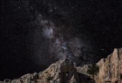 رسم توضيحي لدرب التبانة: موقع Depositphotos.com