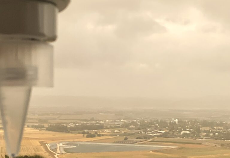 דוגם האוויר בזמן סופת אבק
