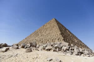 هرم منقرع في الجيزة. . صورة توضيحية: depositphotos.com