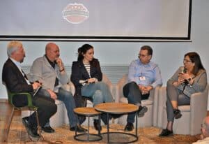 جلسة نقاش حول تكنولوجيا الغذاء في اجتماع منتدى نادي السيليكون، 29/12/2025. من اليمين: البروفيسور مارسيل ماخلوف من معهد التخنيون، نداف بيرغر، مستثمر، هاداس رايشنبرغ، نائب رئيس معهد الغذاء الجيد؛ أمير زيدمان، كبير مسؤولي الأعمال في حاضنة تكنولوجيا الغذاء "ذا كيتشن"؛ وشلومو غيردمان، الرئيس التنفيذي لشركة ASG. تصوير: شموئيل أوستر