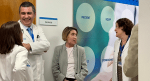 متلقي عملية زراعة الوجه من برشلونة. الصورة مقدمة من مستشفى فال ديهيبرون