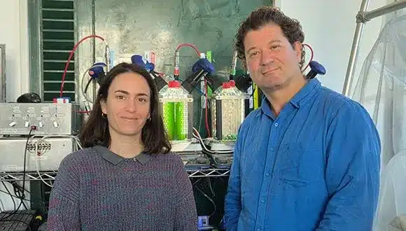  ד״ר תמר אלמן והפרופ׳ יפתח יעקובי. צילום: דוברות אוניברסיטת תל אביב