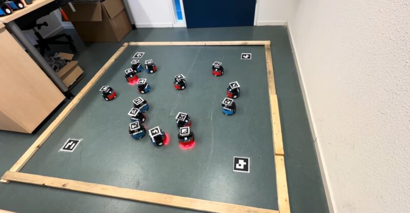 נחיל רובוטים. באדיבות אוניברסיטת הארווארד.