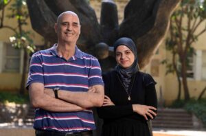 Dr. Iman Khatib-Masalha and Prof. Zvi Lapidot. Putting an end to sepsis. Photo: Weizmann Institute Spokesperson