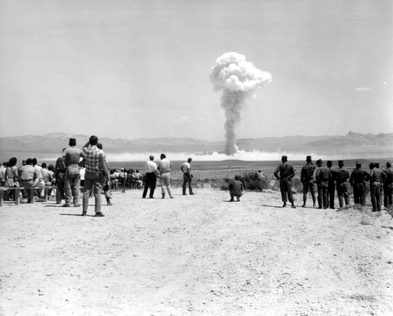 ענן פיצוץ של הניסוי הגרעיני Small Boy בנבאדה בשנת 1962