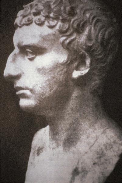 פסלו של יוסף בן מתיתיהו. מתוך ויקיפדיה
